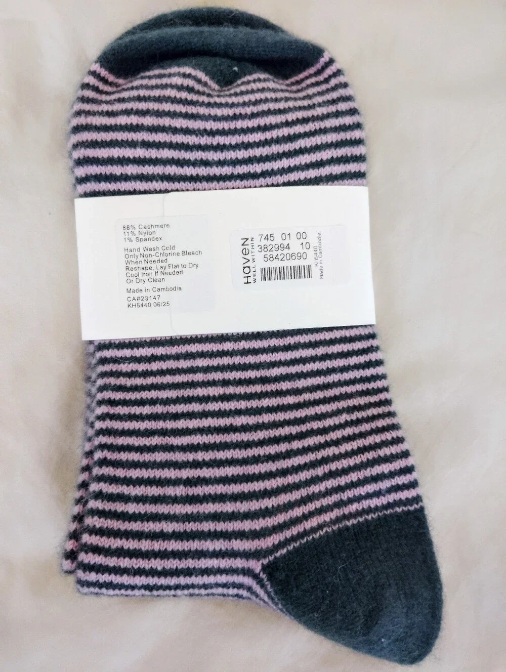 Haven Well Within Cashmere Raspberry Sorbet Socks NWT